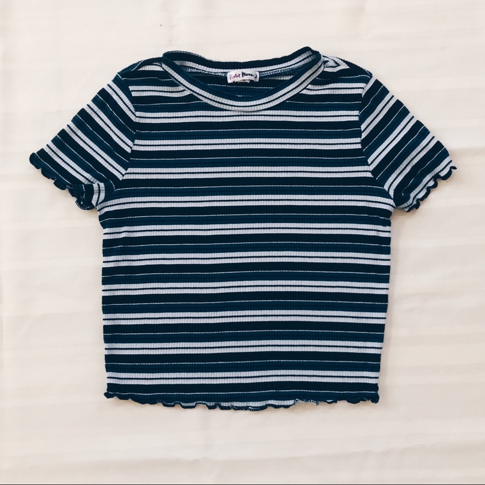 tillys shirt / tee